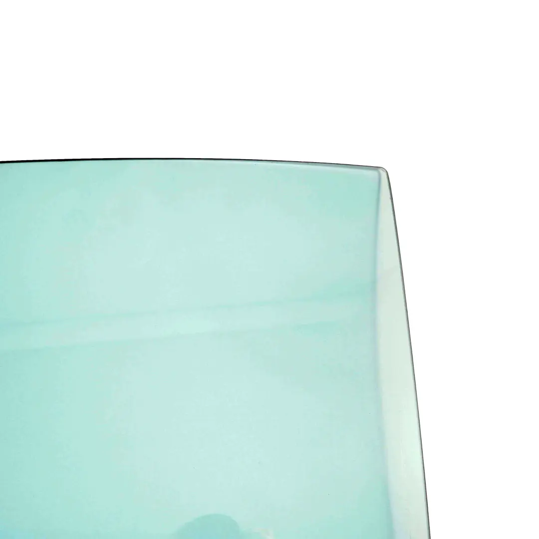 Vitrage arriere gauche Vert AS2 pour BMW E65 E66 à propos du numéro de pièce 8223809 BMW E65 E66 Vitrage arriere gauche Vert AS2 - SKU 8223809 - Numéro de pièce 8223809