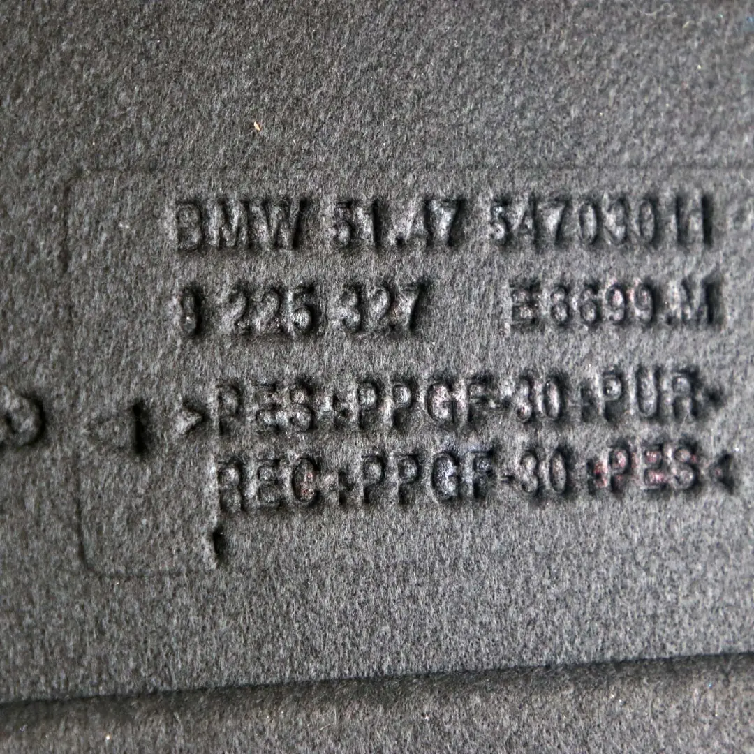 BMW E46 Panel Podłogi Wykładzina Bagażnika - SKU 8225327 - Numer Części 8225327