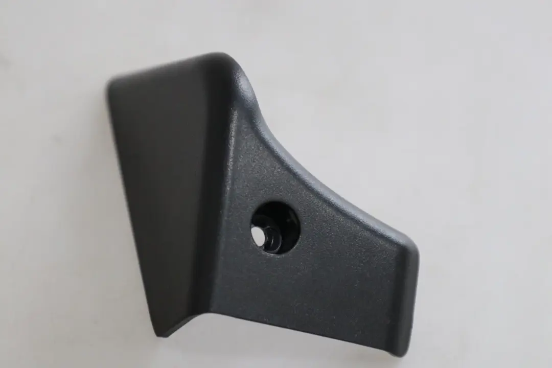 Asiento Delantero Derecho Recubrimiento Interior Schwarz Negro para BMW X5 E53 con número de pieza 8226408 BMW X5 E53 Asiento Delantero Derecho Recubrimiento Interior Schwarz Negro - SKU 8226408 - Número de pieza 8226408