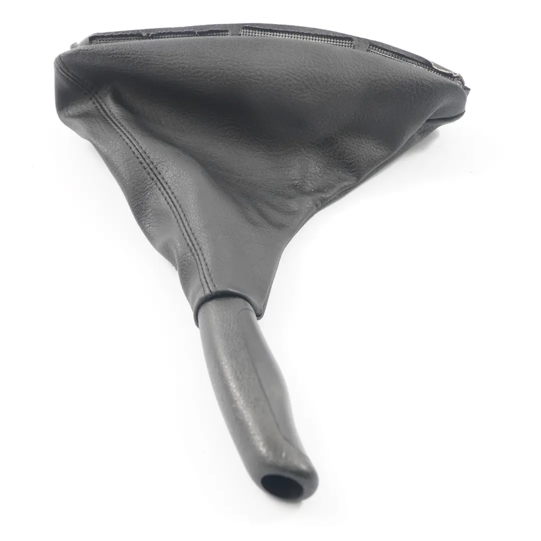 Copertura leva freno a mano in pelle pannello nero per BMW E46 con numero di parte 8227928 BMW E46 Copertura leva freno a mano in pelle pannello nero - SKU 8227928 - Numero di parte 8227928