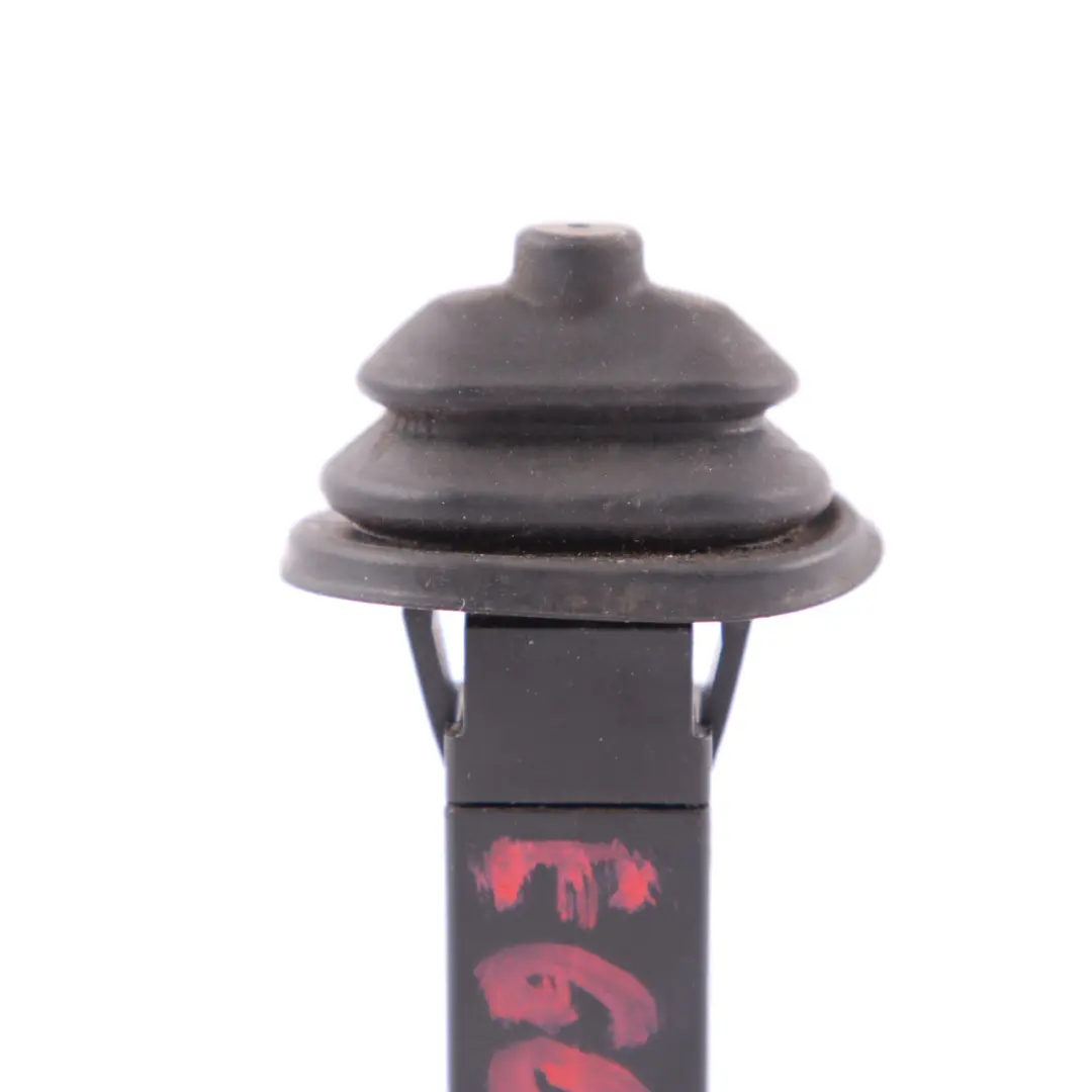 Bouchon De Trappe À Carburant pour BMW E60 E90 E91 F10 à propos du numéro de pièce 8228939 BMW E60 E90 E91 F10 Bouchon De Trappe À Carburant - SKU 8228939 - Numéro de pièce 8228939