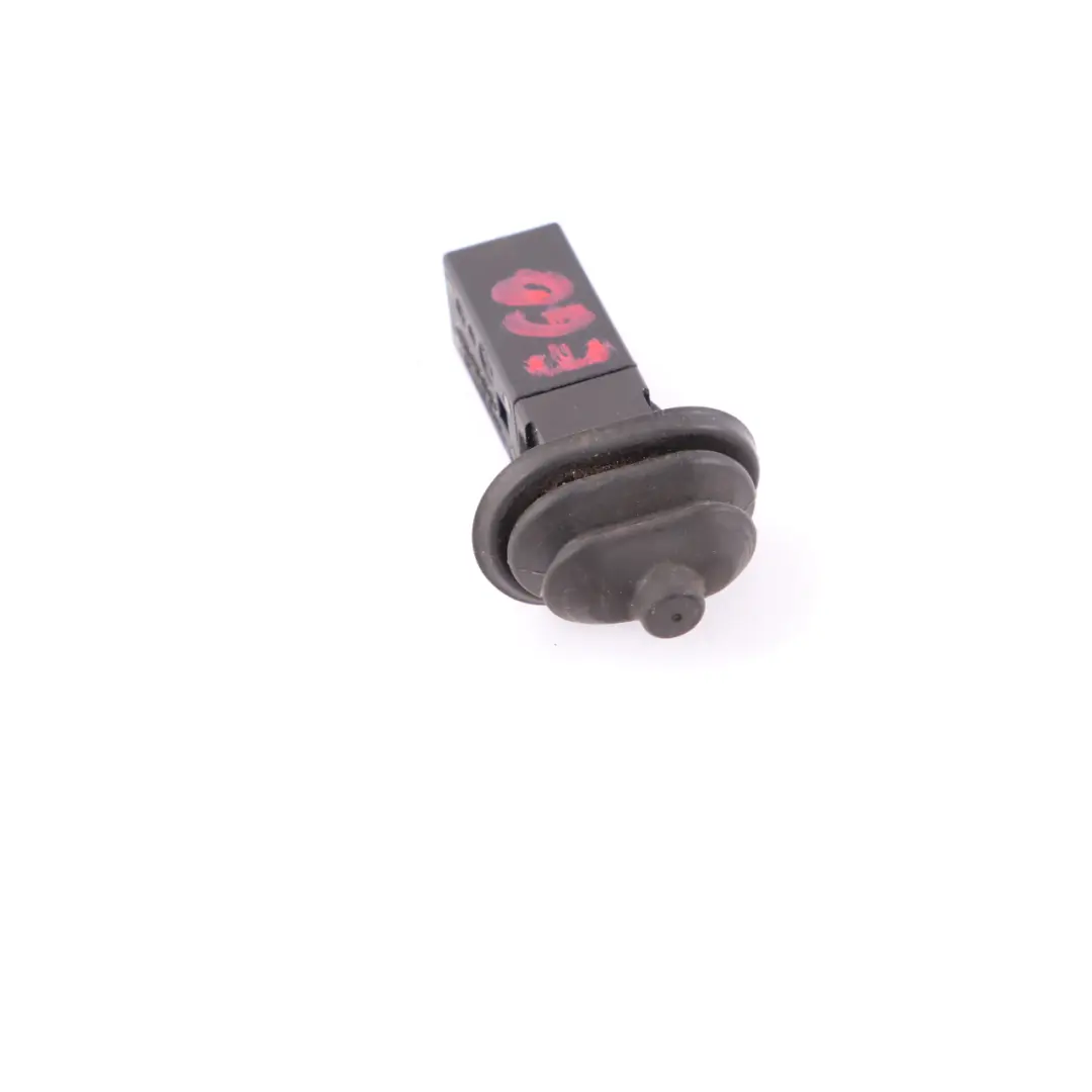 BMW 3 5 6 E60 E90 E91 F10 Pare-Chocs Avec ejecteur 5117 - SKU 8228939 - Numéro de pièce 51178228939