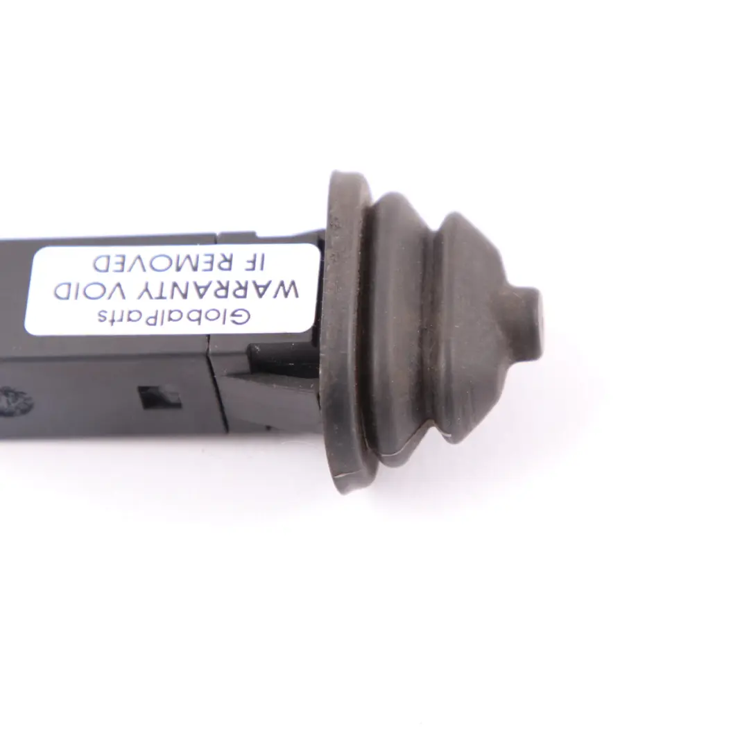 BMW E60 E90 E91 F10 Odbój Klapki Wlewu Paliwa - SKU 8228939 - Numer Części 8228939