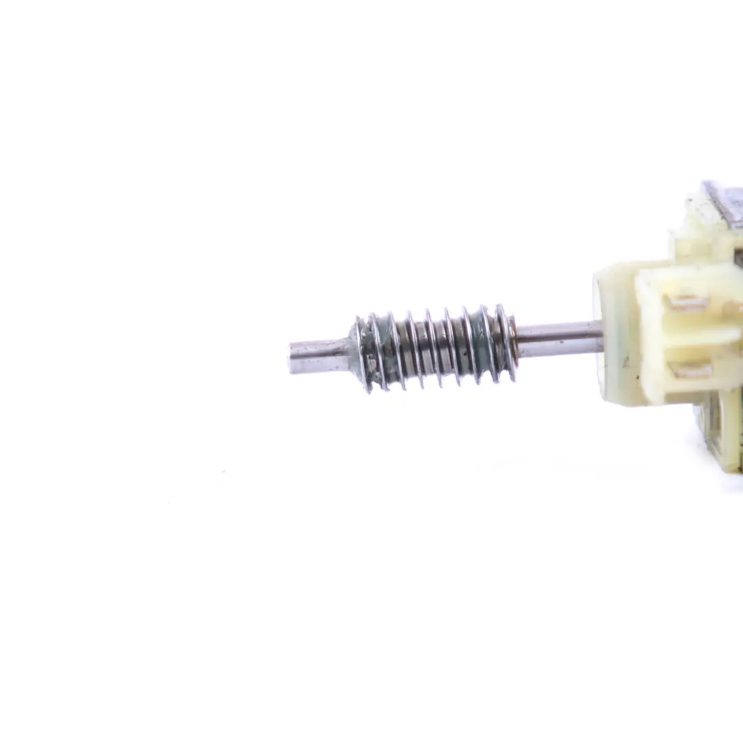 Mercedes-Benz W204 W211 Front Right O/S Seat Adjuster Motor Actuator to with Part number 82322774 Mercedes-Benz W204 W211 Front Right O/S Seat Adjuster Motor Actuator - SKU 82322774 - Part number 82322774