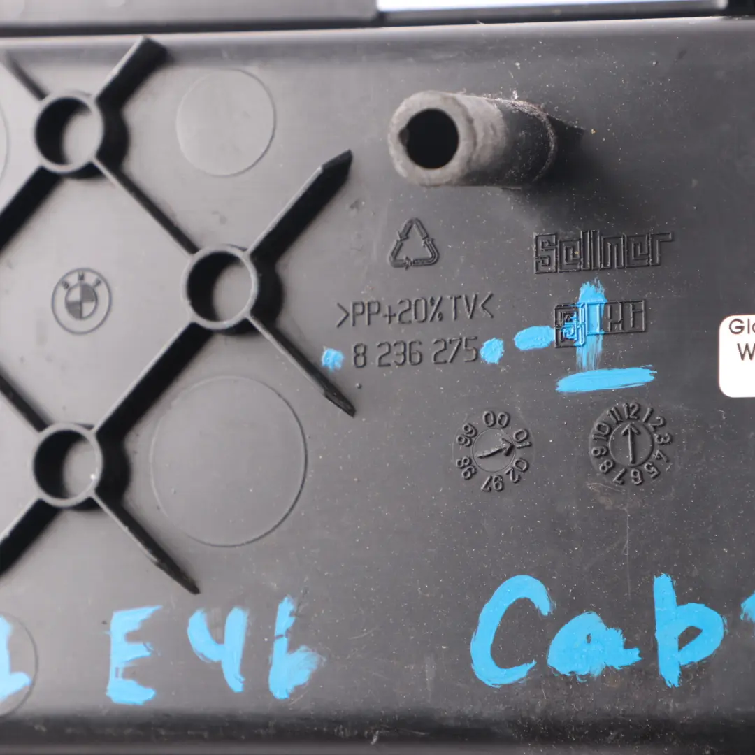 Panneau rangement coffre gauche pour BMW E46 Cabriolet à propos du numéro de pièce 8236275 BMW E46 Cabriolet Panneau rangement coffre gauche - SKU 8236275-1 - Numéro de pièce 8236275