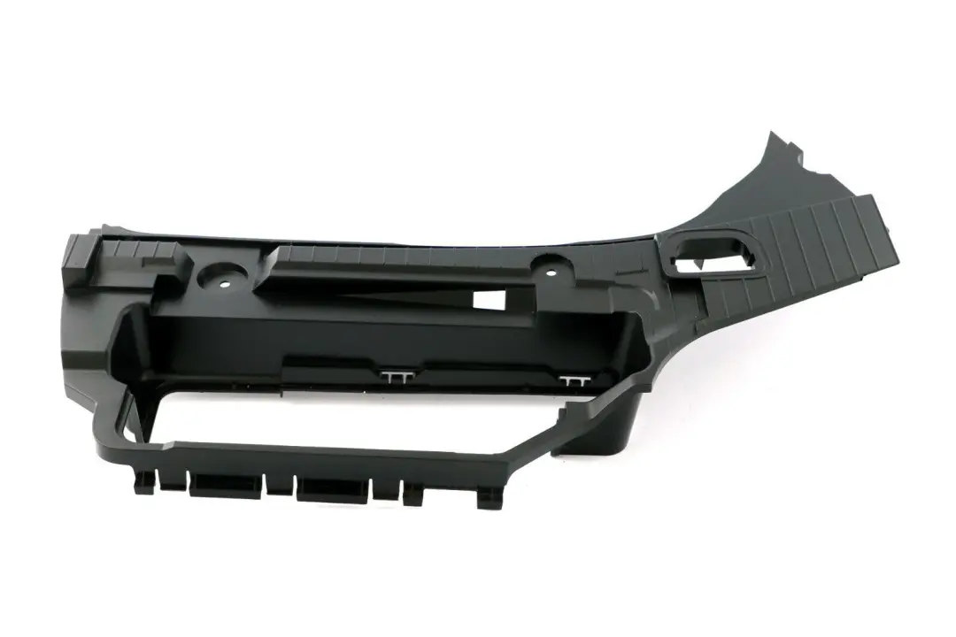 BMW E65 E66 Osłona Plastik Obudowa Bagażnika Prawa - SKU 8236322 - Numer Części 8236322
