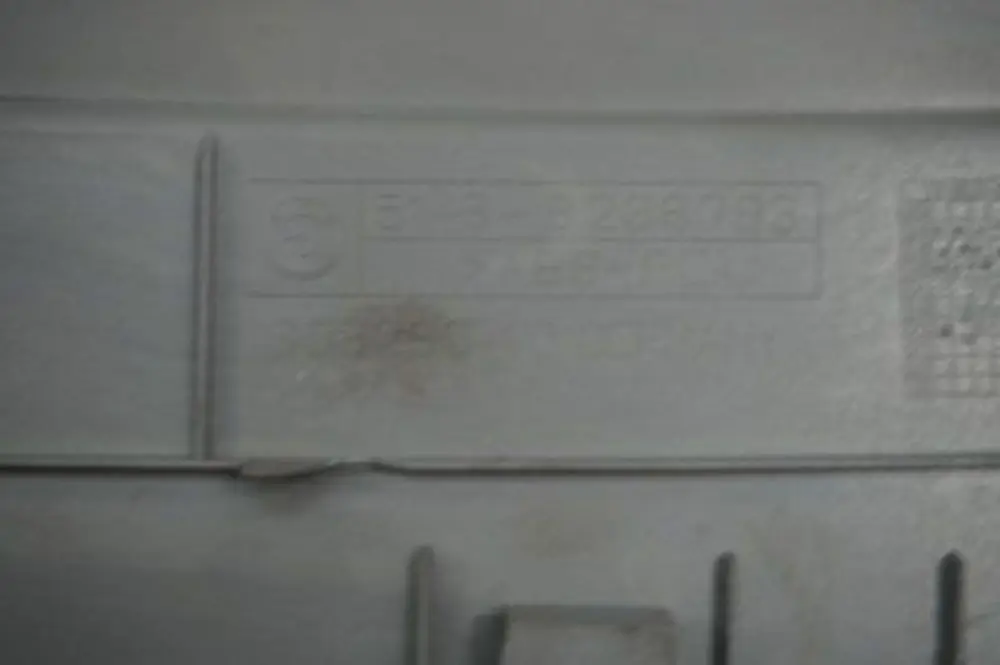 BMW E65 E66 Grille D'Aeration Rayon Inferieur Gris Flanelle 8236783 - SKU 8236783-FG - Numéro de pièce 7032059