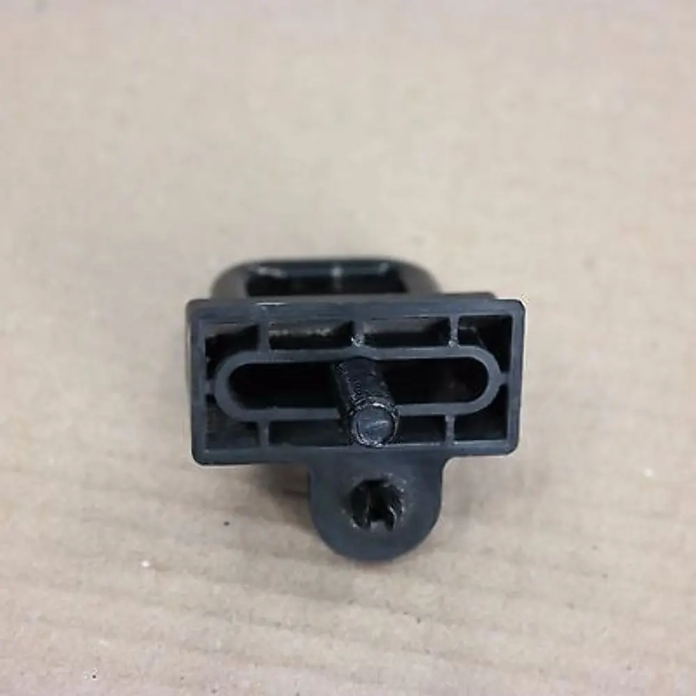 BMW 7 Z4 SERIES E65 E66 E67 E85 Twist Protection Catch Bracket Bonnet Black - SKU 8240331 - Part number 51238240331