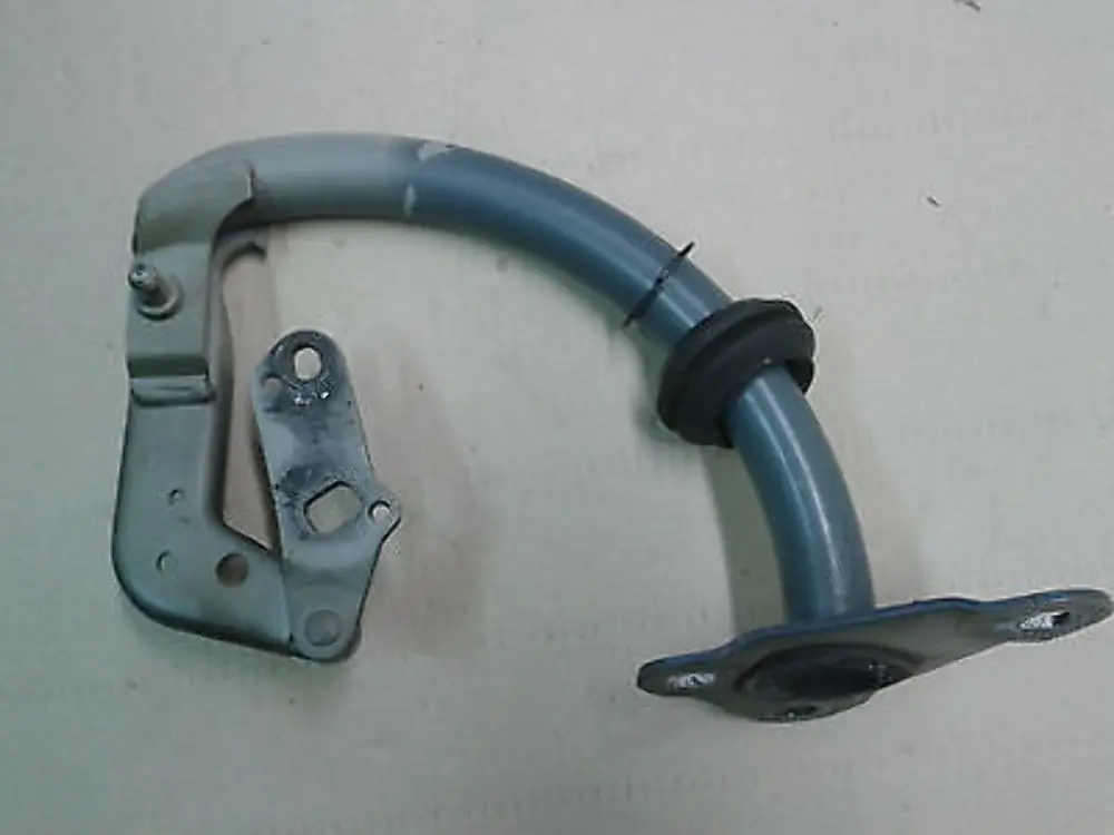 BMW 7 SERIES E65 E66 E67 RIGHT TRUNK LID HINGE O/S