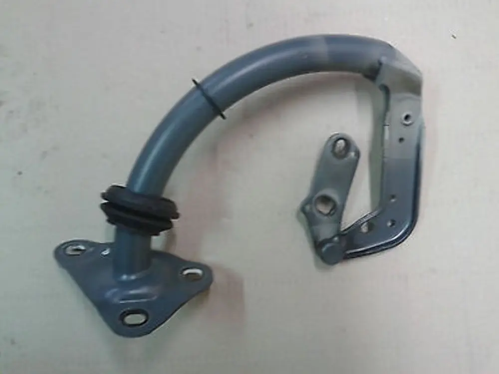 BMW 7 E65 Zawias Klapy Bagażnika Prawy Tył - SKU 8240340 - Numer Części 8240340