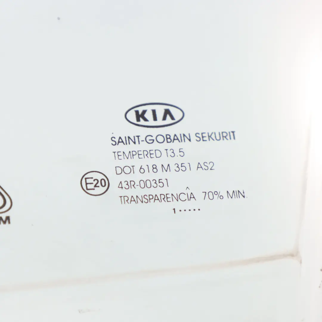 Kia Ceed Glace de Porte Avant Gauche Vert Vitrage AS2 - SKU 824111H020 - Numéro de pièce 824111H020