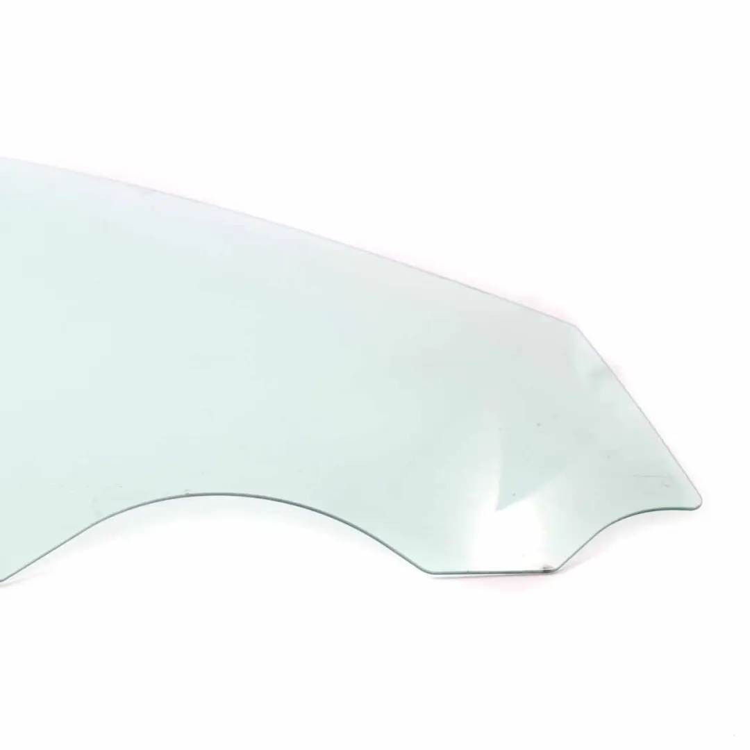 Kia Ceed Glace de Porte Avant Droite Vert Vitrage AS2 - SKU 824211H020 - Numéro de pièce 824211H020