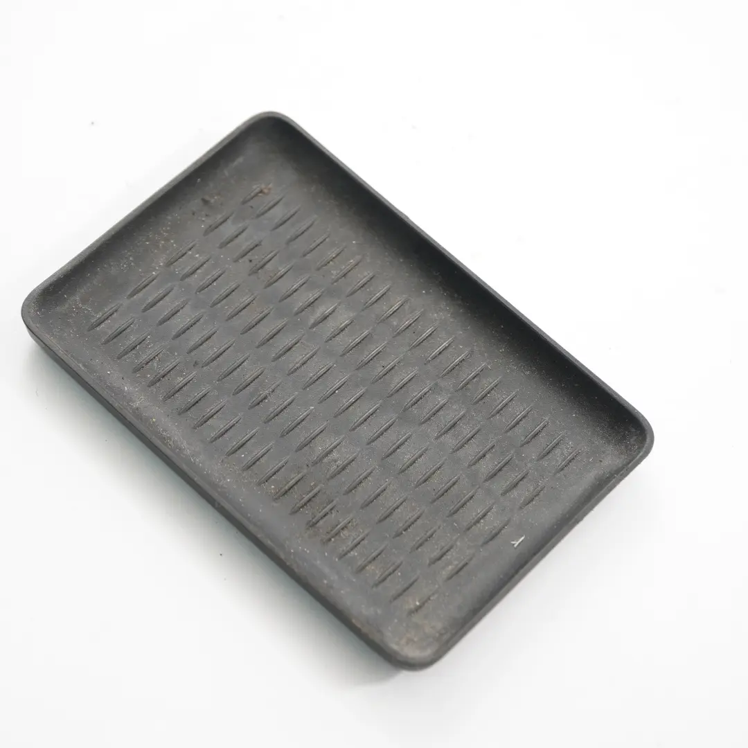 Mittelkonsole Gummi Ablage Ablagefach Schale für BMW E46 mit Teilenummer 8242846 BMW E46 Mittelkonsole Gummi Ablage Ablagefach Schale - SKU 8242846 - Teilenummer 8242846