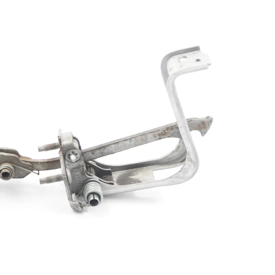  Charnière de porte Renault Trafic III Arrière Gauche Droite - SKU 824302173R - Numéro de pièce 824302173R