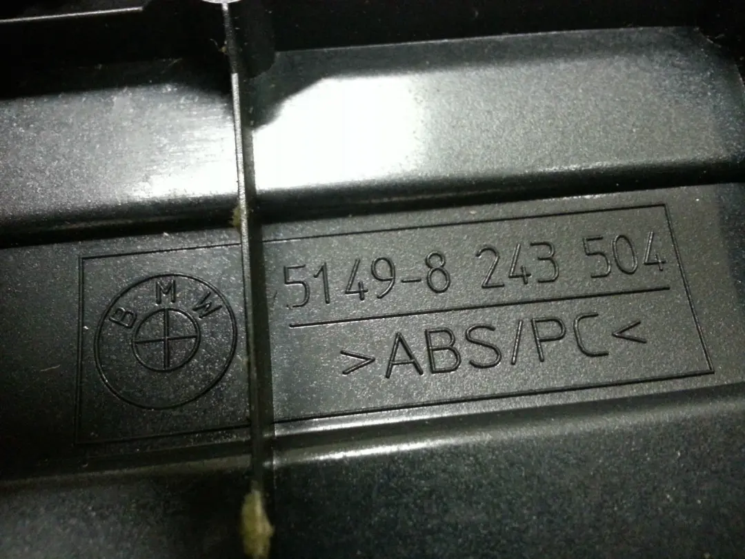 Boot Trunk Lid Tailgate Bottom Trim Panel Insert to BMW X5 SERIES 1 E53 with Part number 8243504 BMW X5 SERIES 1 E53 Boot Trunk Lid Tailgate Bottom Trim Panel Insert - SKU 8243504-1 - Part number 8243504