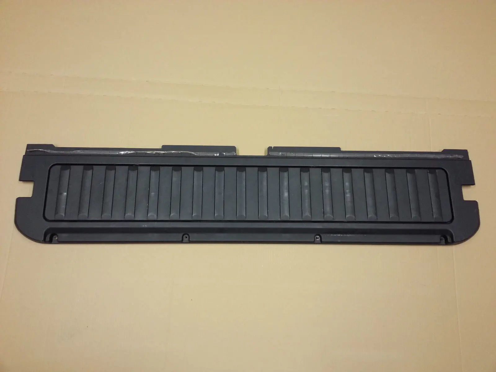 BMW X5 E53 Heckklappendeckel Heckklappe Untere Verkleidung Einsetzen 8243504