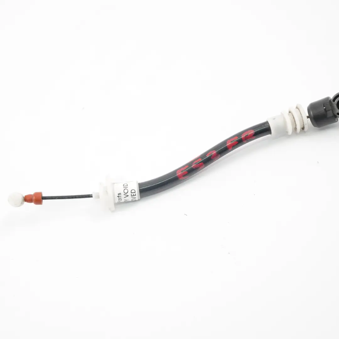 Maniglia Esterna Porta Cavo Anteriore Destro 8243616 per BMW X5 E53 con numero di parte 7025992 BMW X5 E53 Maniglia Esterna Porta Cavo Anteriore Destro 8243616 - SKU 8243616-1 - Numero di parte 7025992