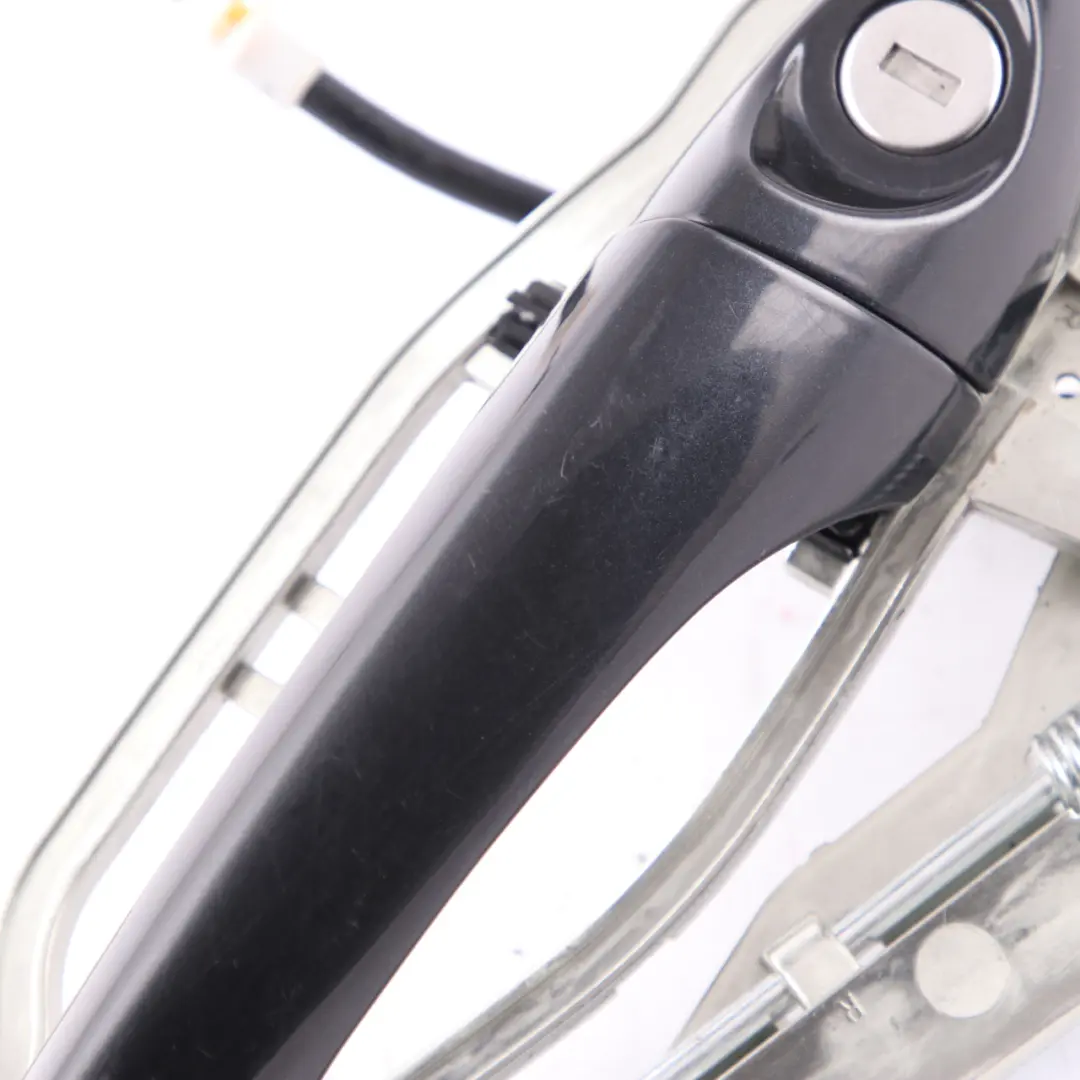 Handle Door Front Right Outside Carrier O/S Black Sapphire - 475 to BMW X5 E53 with Part number 8243616 BMW X5 E53 Handle Door Front Right Outside Carrier O/S Black Sapphire - 475 - SKU 8243616-BS - Part number 8243616
