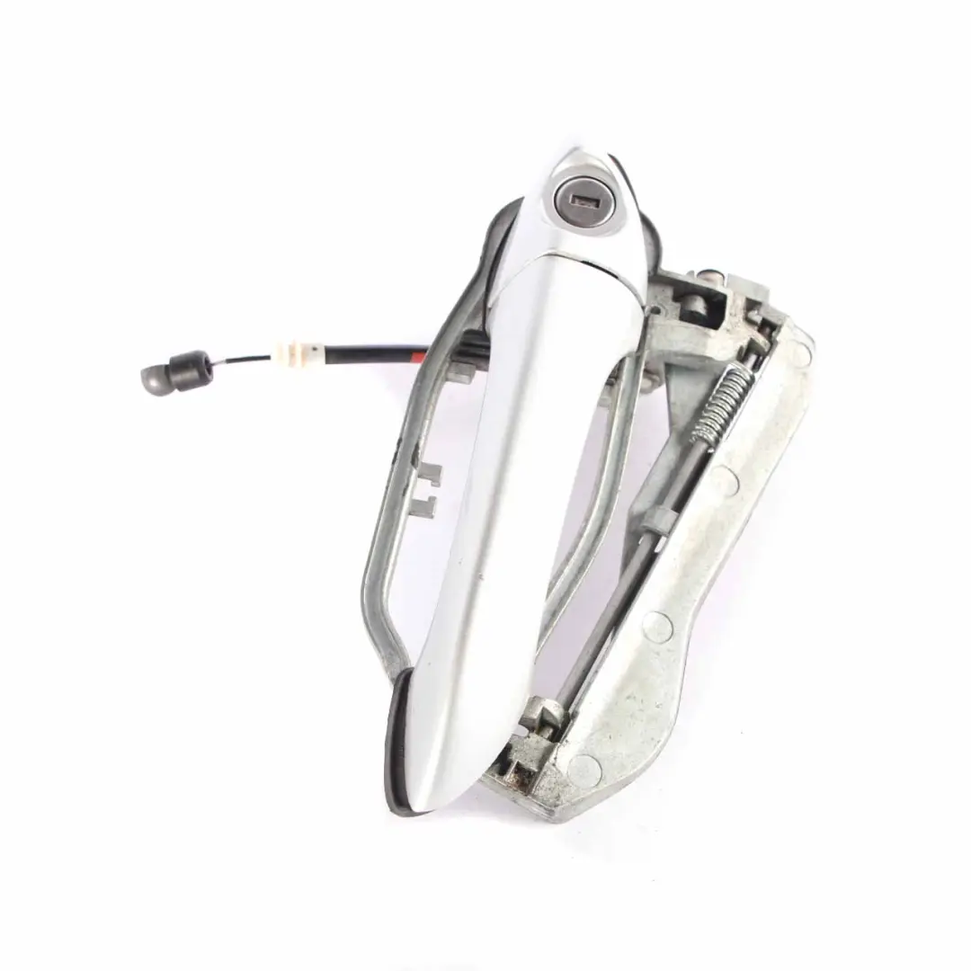 Handle Door Front Right Outside Carrier O/S Titansilber Silver 354 to BMW X5 E53 with Part number 8243616 BMW X5 E53 Handle Door Front Right Outside Carrier O/S Titansilber Silver 354 - SKU 8243616-TS - Part number 8243616