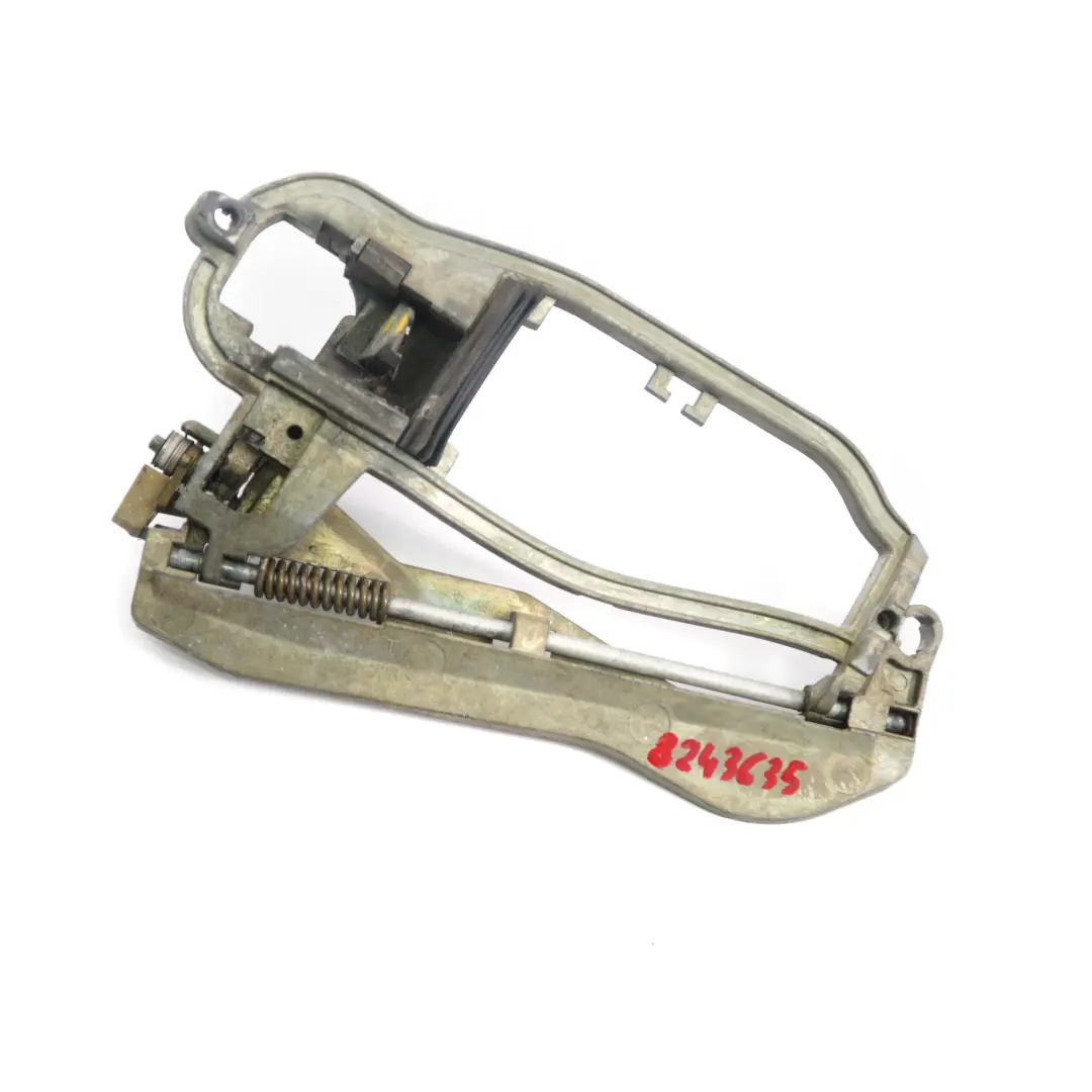 BMW X5 E53 Rear Door Carrier Outside Base Handle Left N/S 8243615 - SKU 8243635 - Part number 8243635