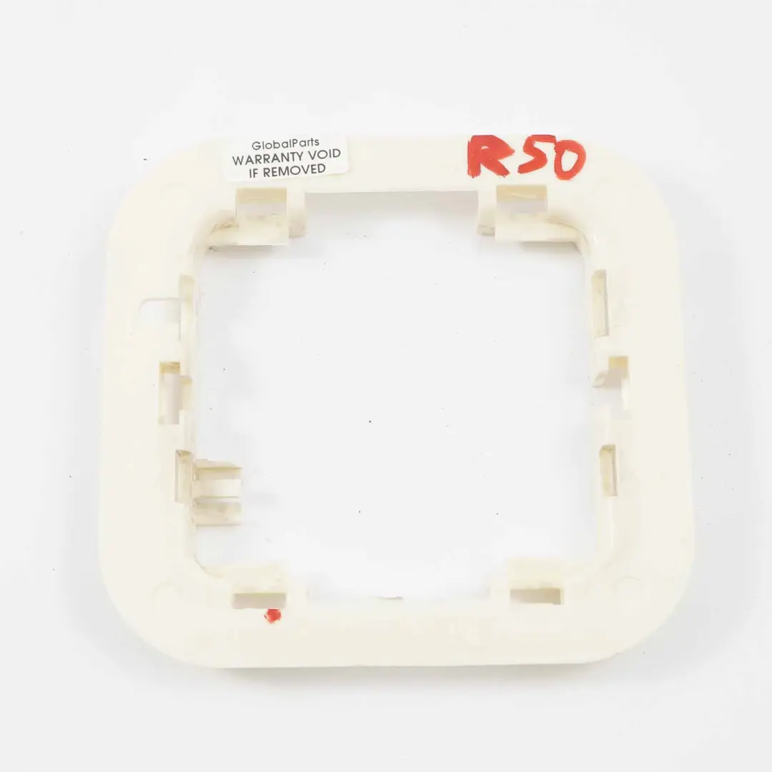Uchwyt Mocowanie Osłona Modułu Alarmu do Mini R50 o numerze 8243665 Mini R50 Uchwyt Mocowanie Osłona Modułu Alarmu - SKU 8243665 - Numer Części 8243665