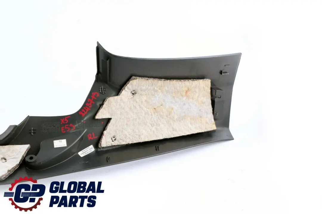 Obudowa Słupka Lewy Tył do BMW X5 E53 o numerze 8243713 BMW X5 E53 Obudowa Słupka Lewy Tył - SKU 8243713 - Numer Części 8243713