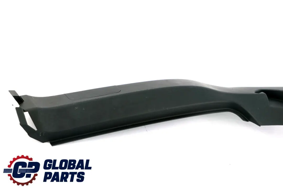 Panel Trasero Izquierdo Columna Negro 8204761 para BMW X5 E53 con número de pieza 8243713 BMW X5 E53 Panel Trasero Izquierdo Columna Negro 8204761 - SKU 8243713 - Número de pieza 8243713