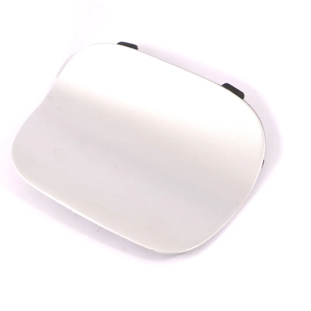 M57 Tapa Parachoques Trasero Derecho Titan Plata - 354 para BMW X5 E53 con número de pieza 8244440 BMW X5 E53 M57 Tapa Parachoques Trasero Derecho Titan Plata - 354 - SKU 8244440-TS - Número de pieza 8244440