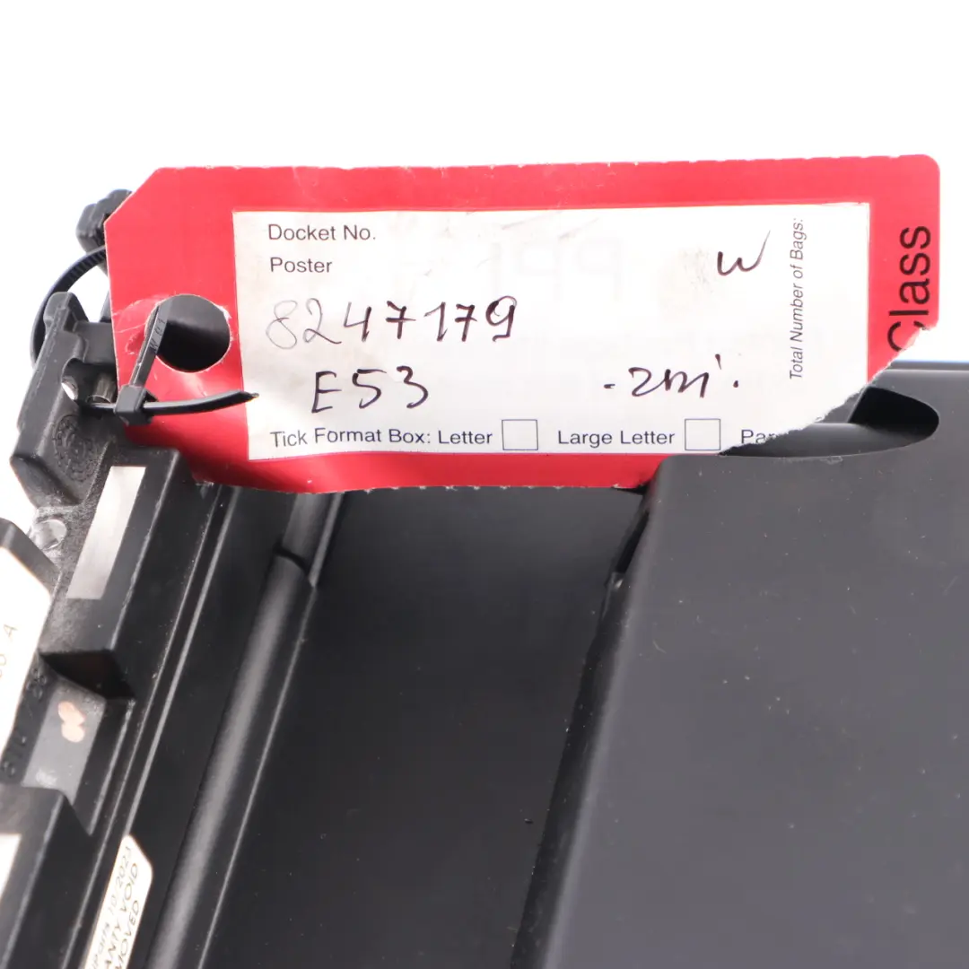 Podłokietnik kanapy skóra schwarz do BMW E53 X5 o numerze 8247179 BMW E53 X5 Podłokietnik kanapy skóra schwarz - SKU 8247179 - Numer Części 8247179