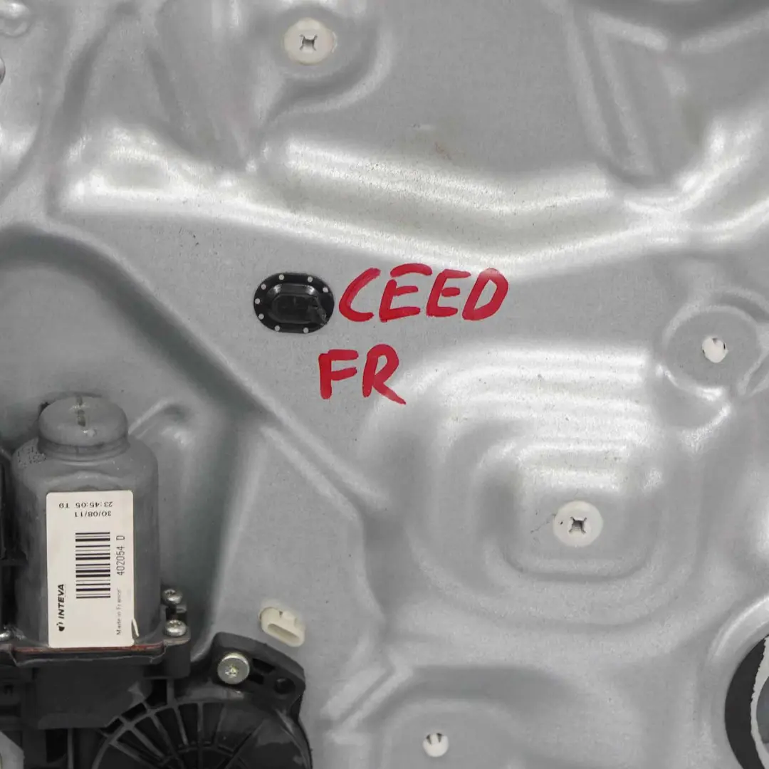 Kia Ceed I ED Window Lifter Front Door Right O/S Regulator Motor - SKU 82480-1H030 - Part number 82480-1H030