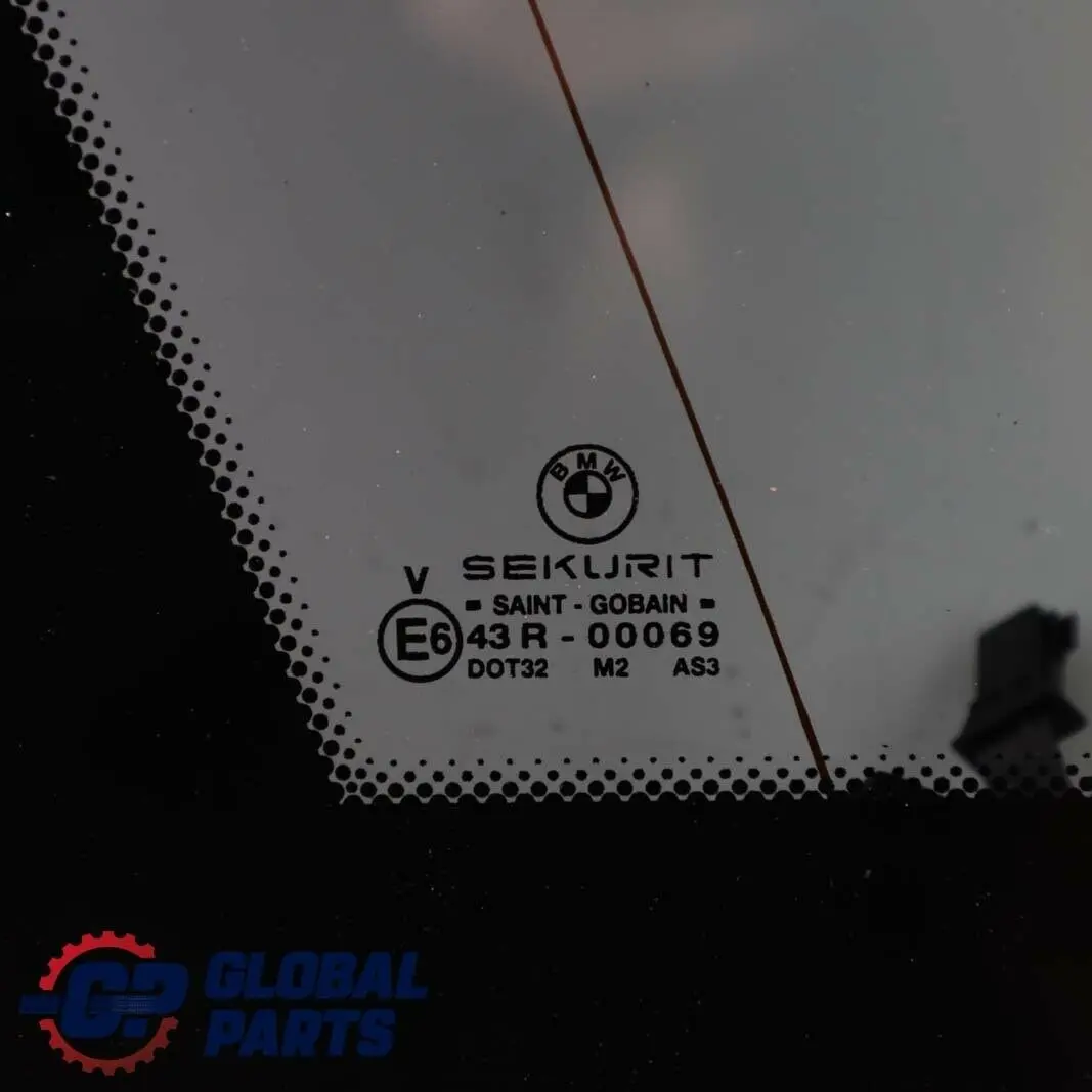 Vitre Verte Fenêtre Arrière Gauche AS3 pour BMW X5 E53 à propos du numéro de pièce 8249935 BMW X5 E53 Vitre Verte Fenêtre Arrière Gauche AS3 - SKU 8249935 - Numéro de pièce 8249935