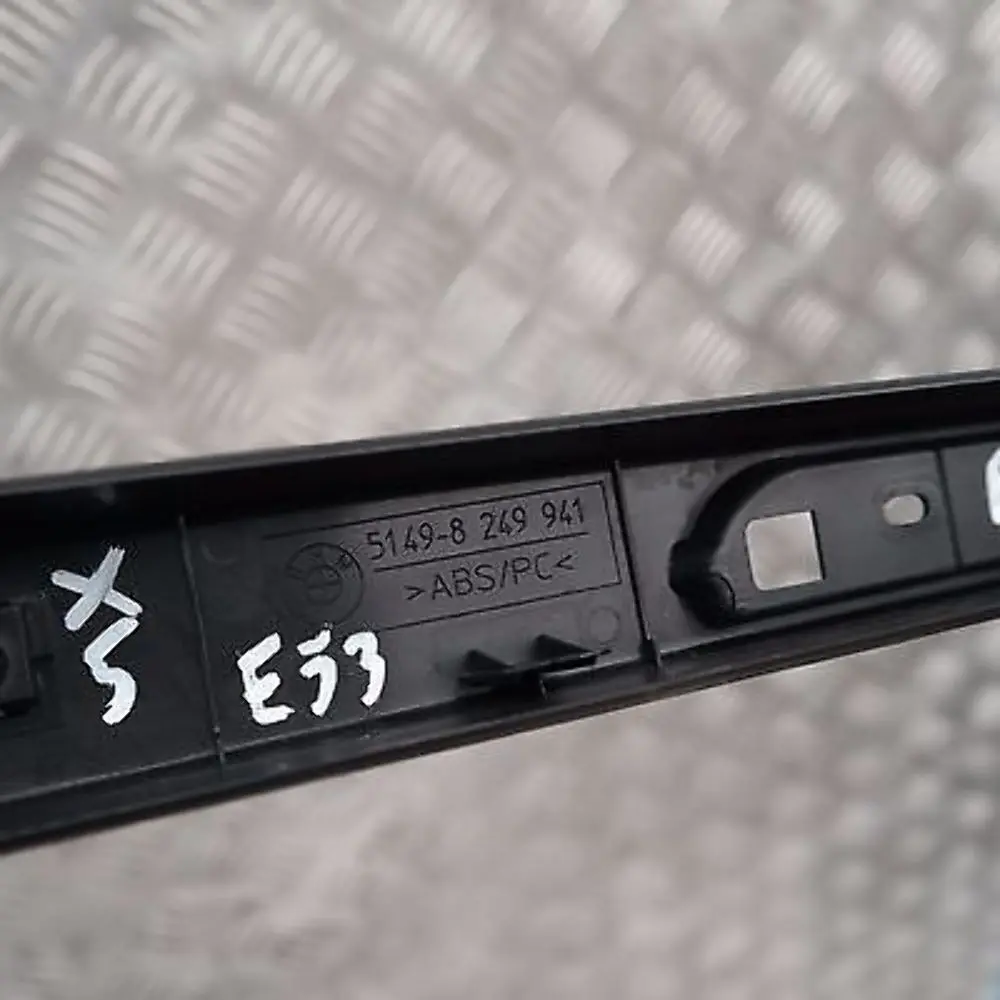 BMW X5 er E53 Heckklappe unten Abdeckung LadekanteSCHWARZ 7130410 - SKU 8249941 - Teilenummer 8249941