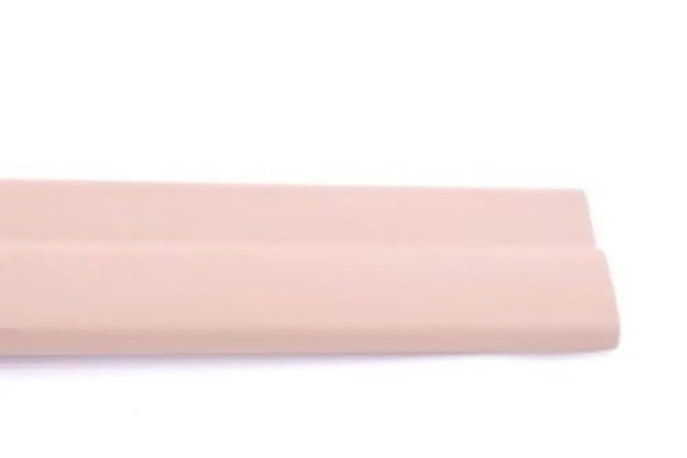 Blende Einstieg vorn rechts HELLBEIGE 2 BEIGE für BMW X er E53 mit Teilenummer 51478254292 BMW X er E53 Blende Einstieg vorn rechts HELLBEIGE 2 BEIGE - SKU 8254292 - Teilenummer 51478254292