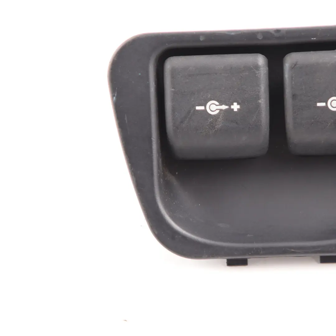 BMW X5 E53 Toma Corriente Boot Trunk Compartment Enchufe Carga - SKU 8254339 - Número de pieza 8254339