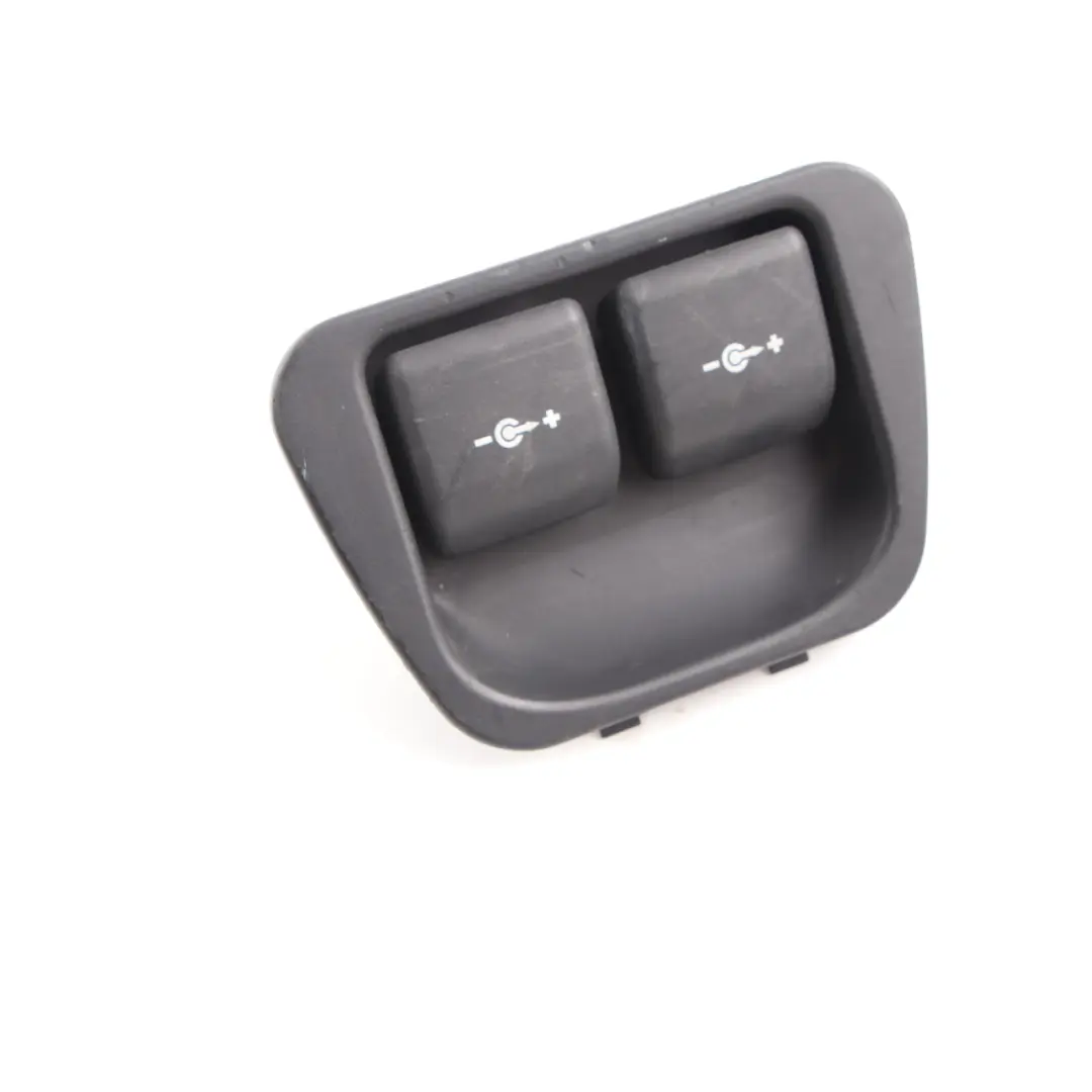 Steckdose Kofferraum Zigarettenanzünder Ladebuchse für BMW X5 E53 mit Teilenummer 8254339 BMW X5 E53 Steckdose Kofferraum Zigarettenanzünder Ladebuchse - SKU 8254339 - Teilenummer 8254339