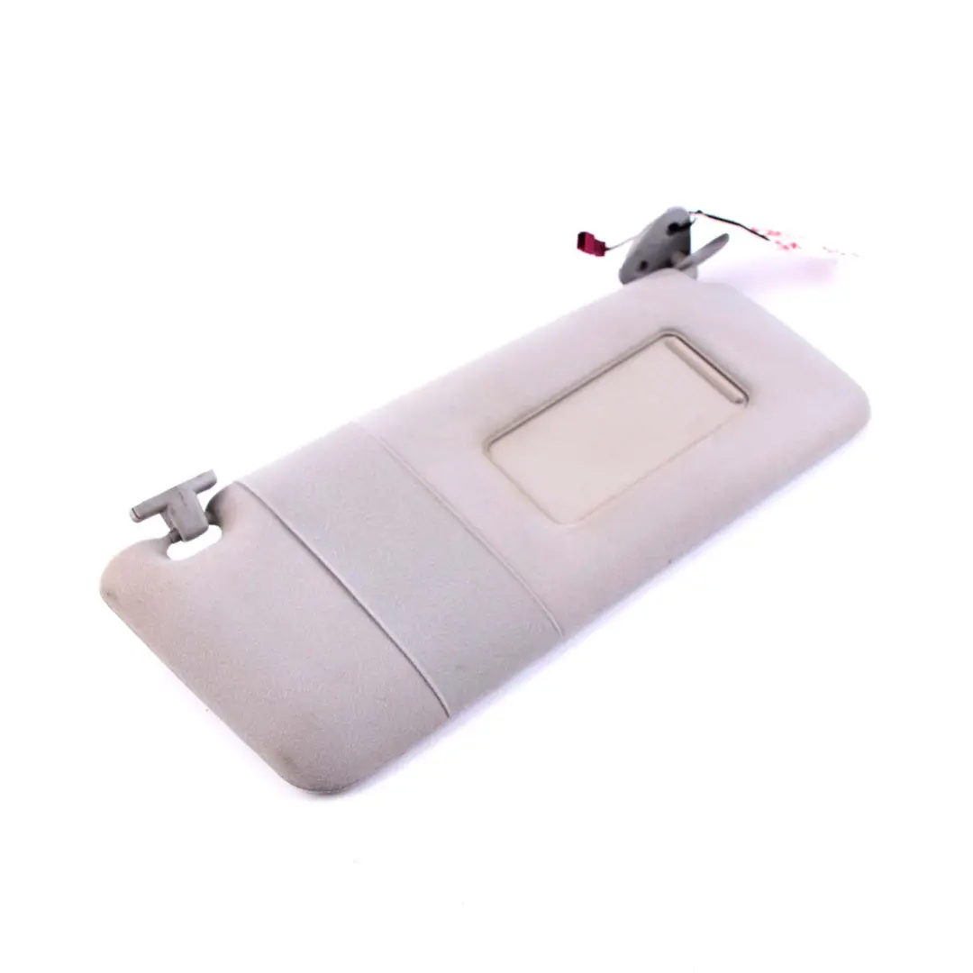 Daszek Osłona Przeciwsłoneczna Hellgrau Szara Prawy do BMW X5 E53 o numerze 8255086 BMW X5 E53 Daszek Osłona Przeciwsłoneczna Hellgrau Szara Prawy - SKU 8255086 - Numer Części 8255086