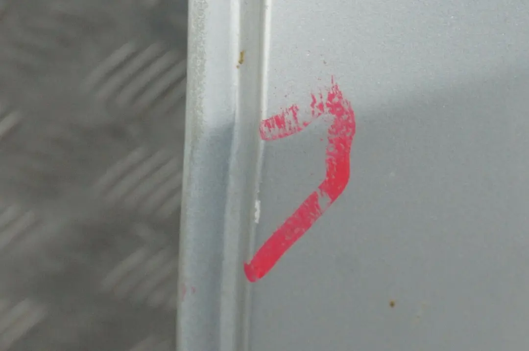 BMW X5 SERIES 3 E53 Door Front Left N/S Titansilber Titan Silver Metallic - 354 - SKU 8256823-TS3 - Part number 8256823