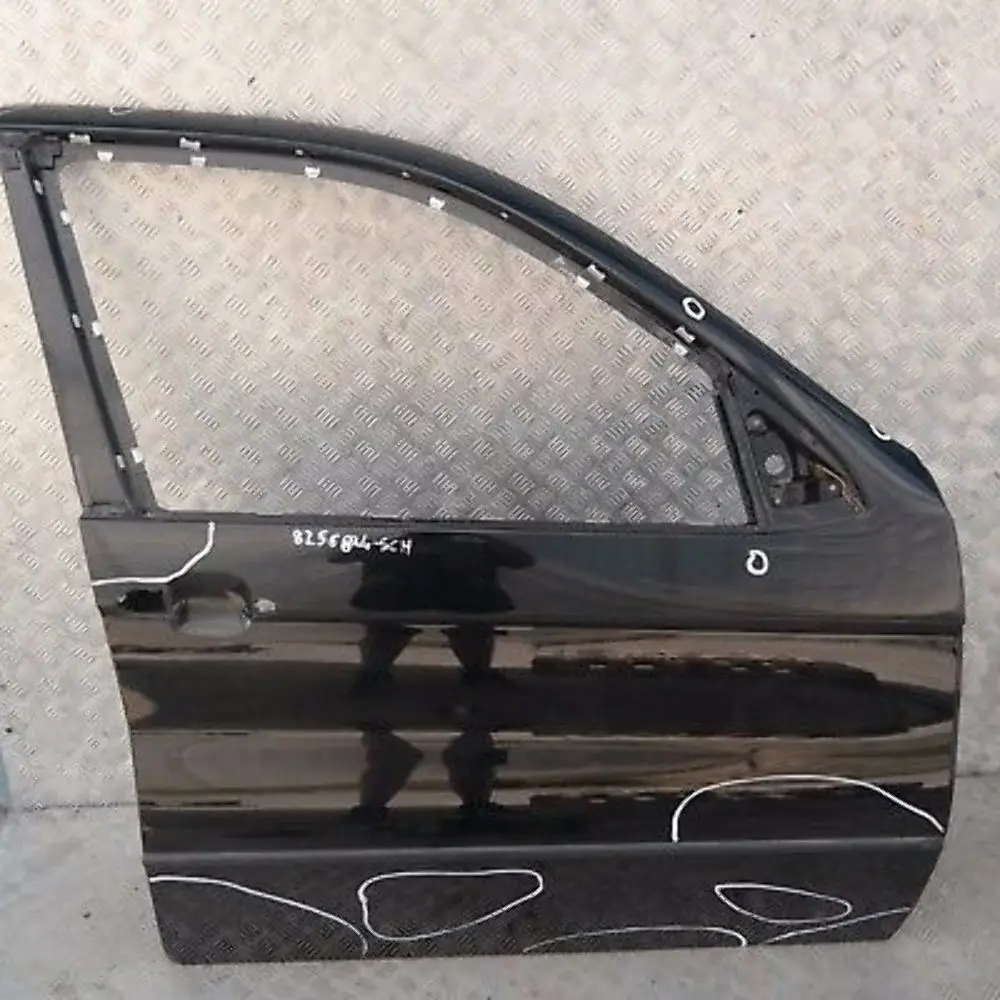 BMW X5 SERIES E53 Door Front Right O/S Schwarz 2 Black - 668 - SKU 8256824-SCH - Part number 8256824