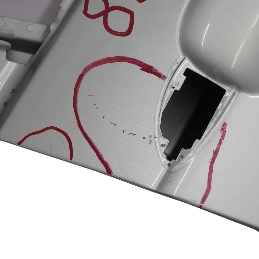 Tür Vorne Rechts Titansilber Titan Silber Metallic - 354 für BMW X5 E53 mit Teilenummer 8256824 BMW X5 E53 Tür Vorne Rechts Titansilber Titan Silber Metallic - 354 - SKU 8256824-TS3 - Teilenummer 8256824