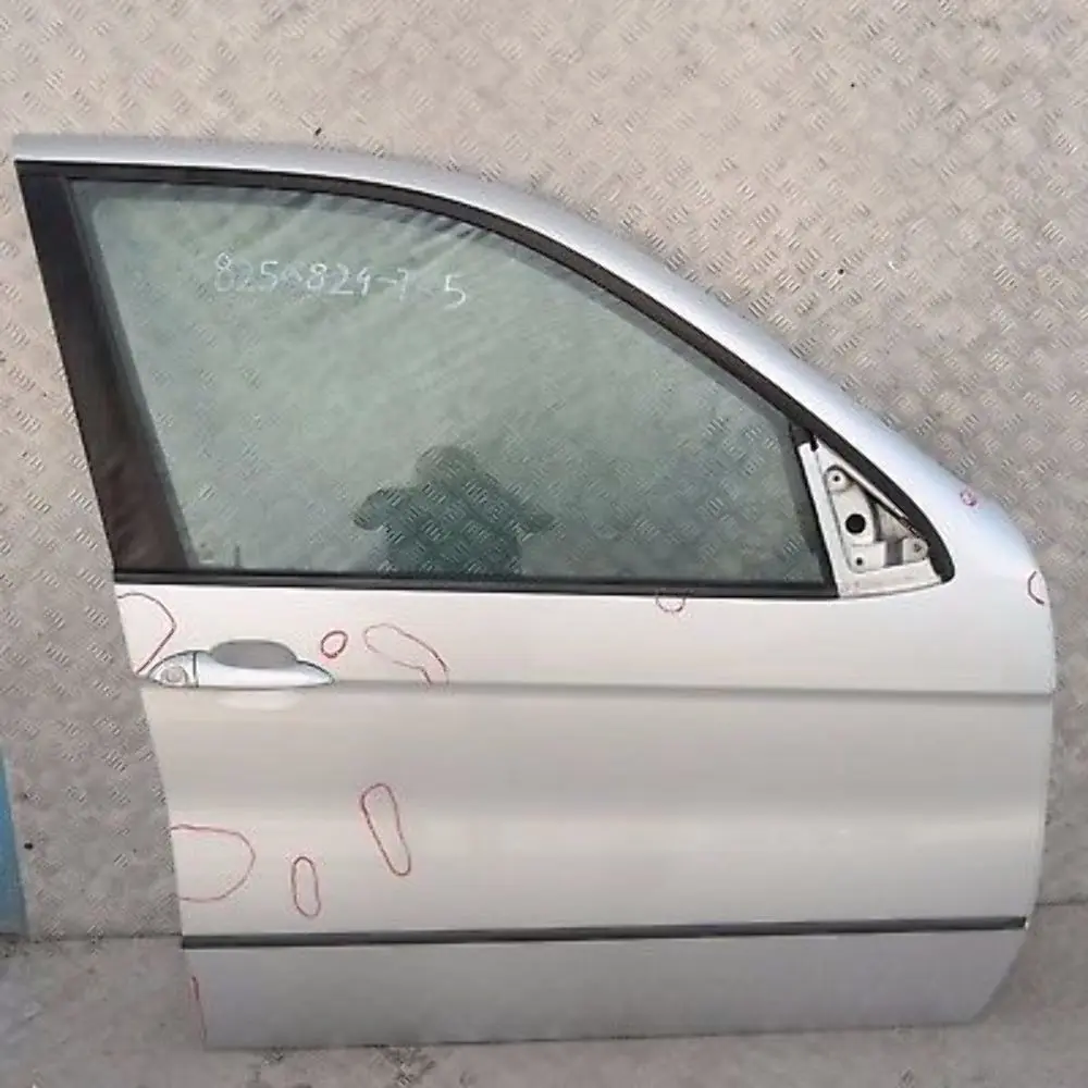 BMW X5 er 5 E53 Beifahrer Tür vorne rechts Titansilber Titan Silber Metallic 35 - SKU 8256824-TS5 - Teilenummer 8256824