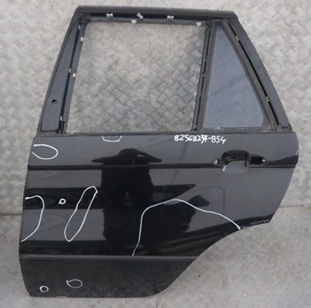 Door Rear Left N/S Black Sapphire Metallic - 475 to BMW X5 SERIES 4 E53 with Part number 8256827 BMW X5 SERIES 4 E53 Door Rear Left N/S Black Sapphire Metallic - 475 - SKU 8256827-BS4 - Part number 8256827