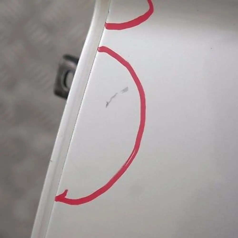 Lato Conducente Porta Posteriore Sinistra Argento-Titanio Titan per BMW X5 E53 con numero di parte 8256827 BMW X5 E53 Lato Conducente Porta Posteriore Sinistra Argento-Titanio Titan - SKU 8256827-TS - Numero di parte 8256827