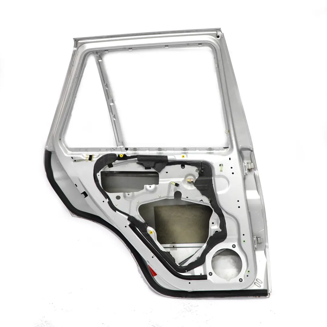 BMW X5 E53 Puerta Trasera Izquierda Titansilber Titan Silver Metallic - 354 - SKU 8256827-TS2 - Número de pieza 8256827