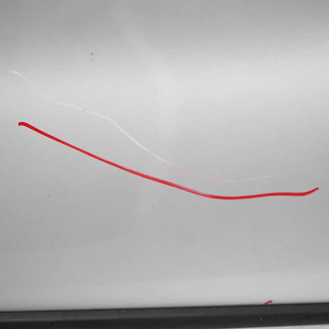 Fahrerseite Tür hinten links Titansilber Titan Silber Metallic 35 für BMW X5 er E53 mit Teilenummer 8256827 BMW X5 er E53 Fahrerseite Tür hinten links Titansilber Titan Silber Metallic 35 - SKU 8256827-TS2 - Teilenummer 8256827