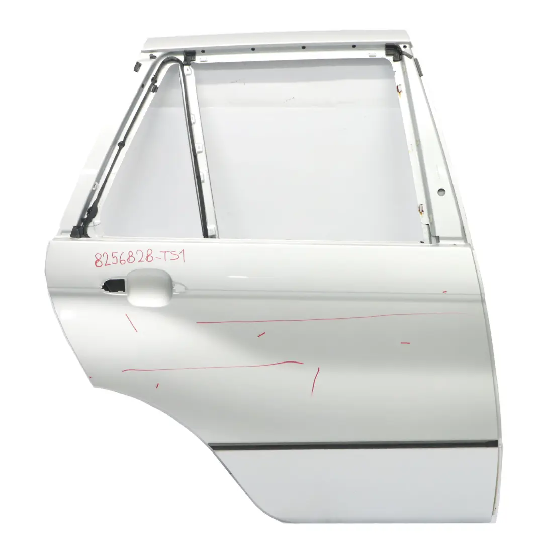 Puerta Trasera Derecha Titansilber Titan Silver Metallic - 354 para BMW X5 E53 con número de pieza 8256828 BMW X5 E53 Puerta Trasera Derecha Titansilber Titan Silver Metallic - 354 - SKU 8256828-TS1 - Número de pieza 8256828