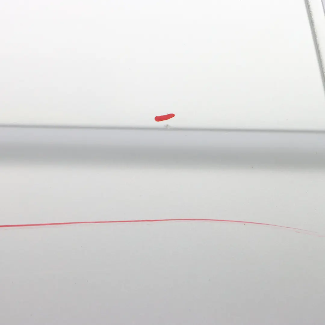 Puerta Trasera Derecha Titansilber Titan Silver Metallic - 354 para BMW X5 E53 con número de pieza 8256828 BMW X5 E53 Puerta Trasera Derecha Titansilber Titan Silver Metallic - 354 - SKU 8256828-TS1 - Número de pieza 8256828