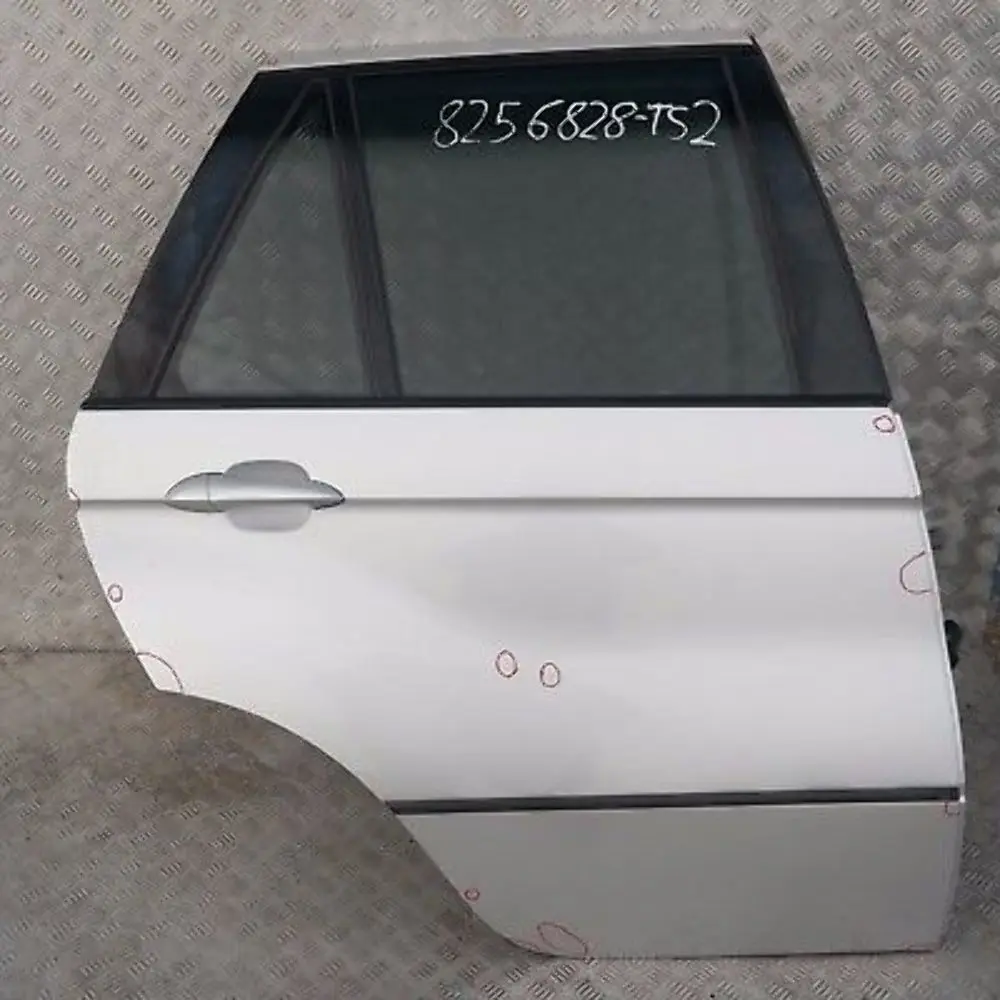 Door Rear Right O/S Titansilber Titan Silver Metallic - 354 to BMW X5 SERIES 2 E53 with Part number 8256828 BMW X5 SERIES 2 E53 Door Rear Right O/S Titansilber Titan Silver Metallic - 354 - SKU 8256828-TS2 - Part number 8256828