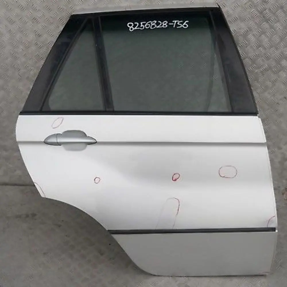 Drzwi prawy tył tylne prawe titansilber do BMW E53 X5 o numerze 8256828 BMW E53 X5 Drzwi prawy tył tylne prawe titansilber - SKU 8256828-TS6 - Numer Części 8256828