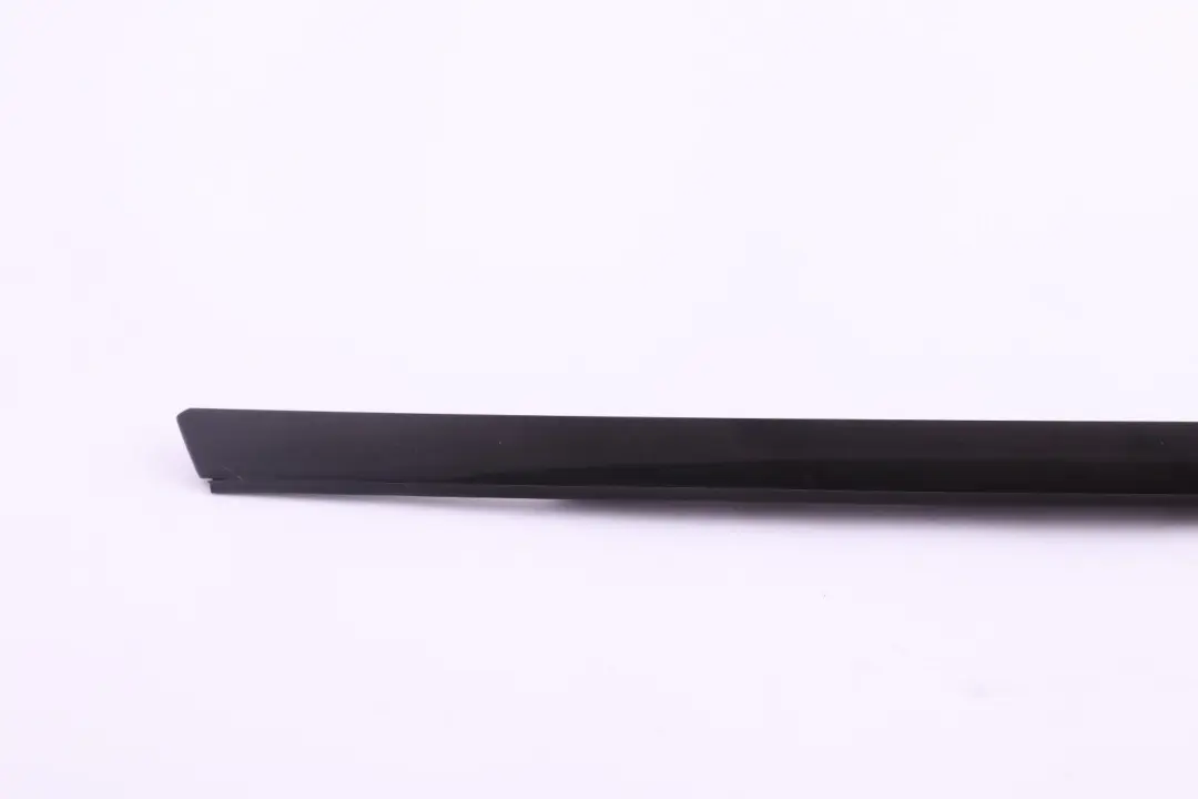 BMW X5 Series E53 Window Upper Frame Cover Strip Rear Left Door N/S Glanzschwarz - SKU 8257685 - Part number 8257685