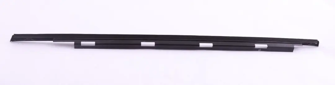 BMW X5 Serie E53 Apertura Cornice Finestrino Porta Posteriore Sinistra - SKU 8257685 - Numero di parte 8257685